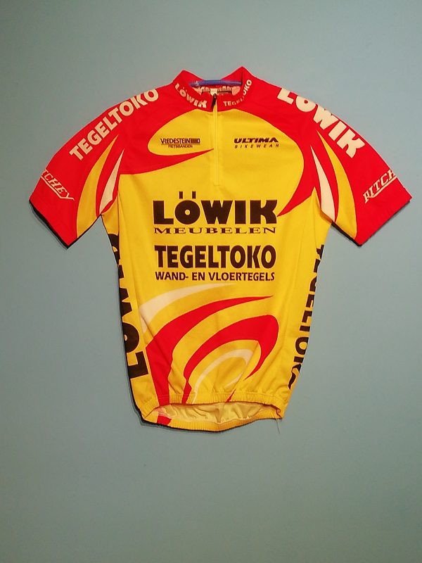 LOWIK-TEGELTOKO 2003