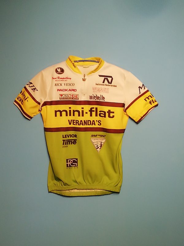 MINIFLAT VERANDAS 1990