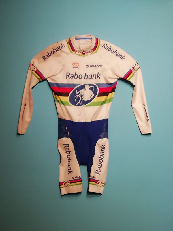 EQUIPE DE DESENVOLVIMENTO RABOBANK-GIANT KNWU CAMPEÃ MUNDIAL DE CICLOCROSS DE 2013