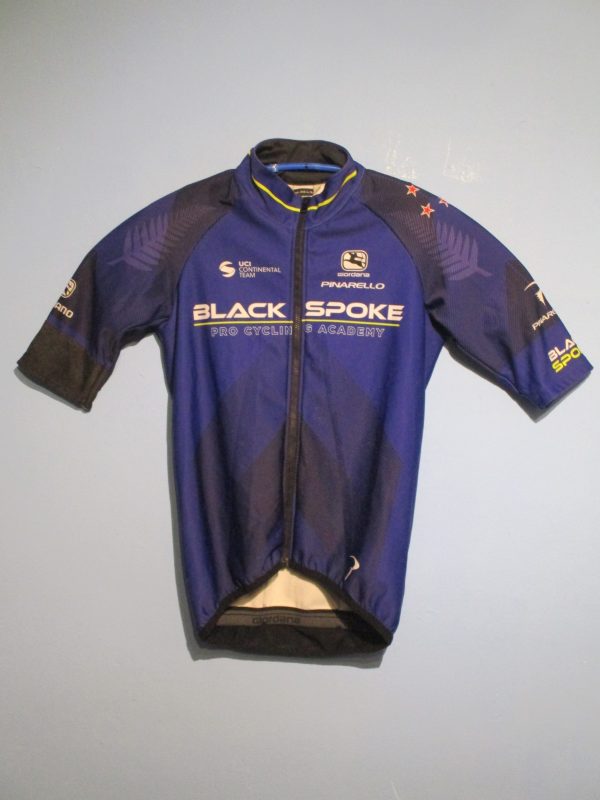 ブラックスポーク 2021